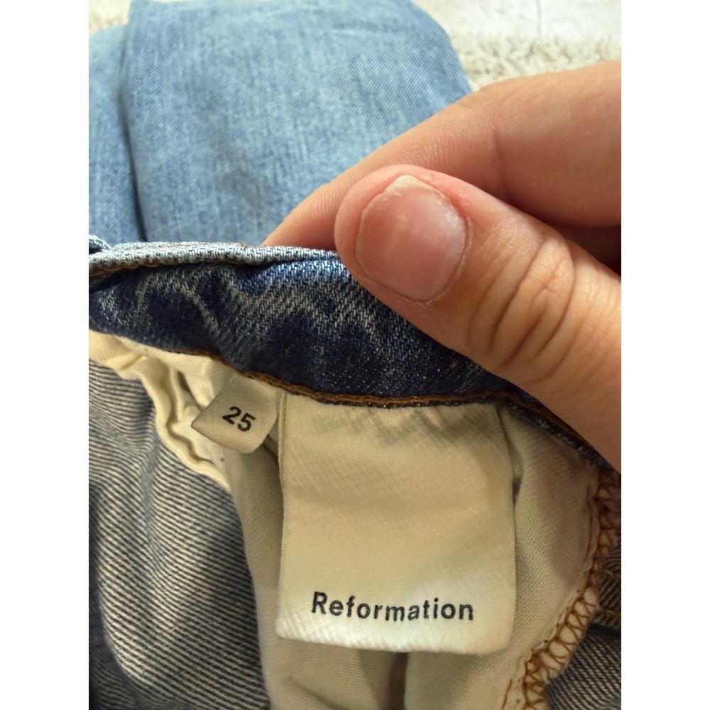 Reformation Cynthia High Relaxed Jeans Size 25 Antigua Wash Button Fly - Picture 9 of 11